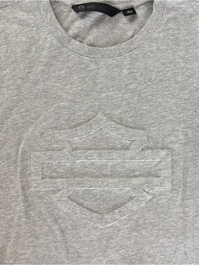 Harley-Davidson Light Gray Embossed Shield Short Sleeve Tee